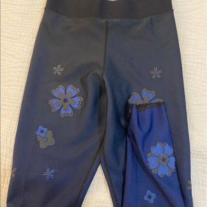 UltraCor Floral Leggings